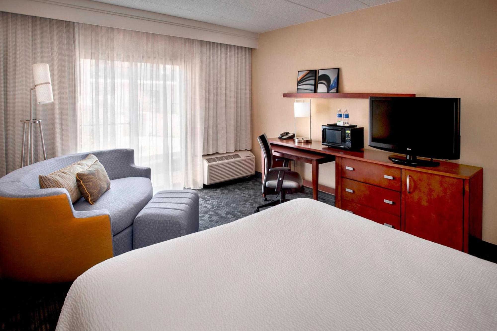 Courtyard By Marriott Hartford Windsor Airport Otel Dış mekan fotoğraf